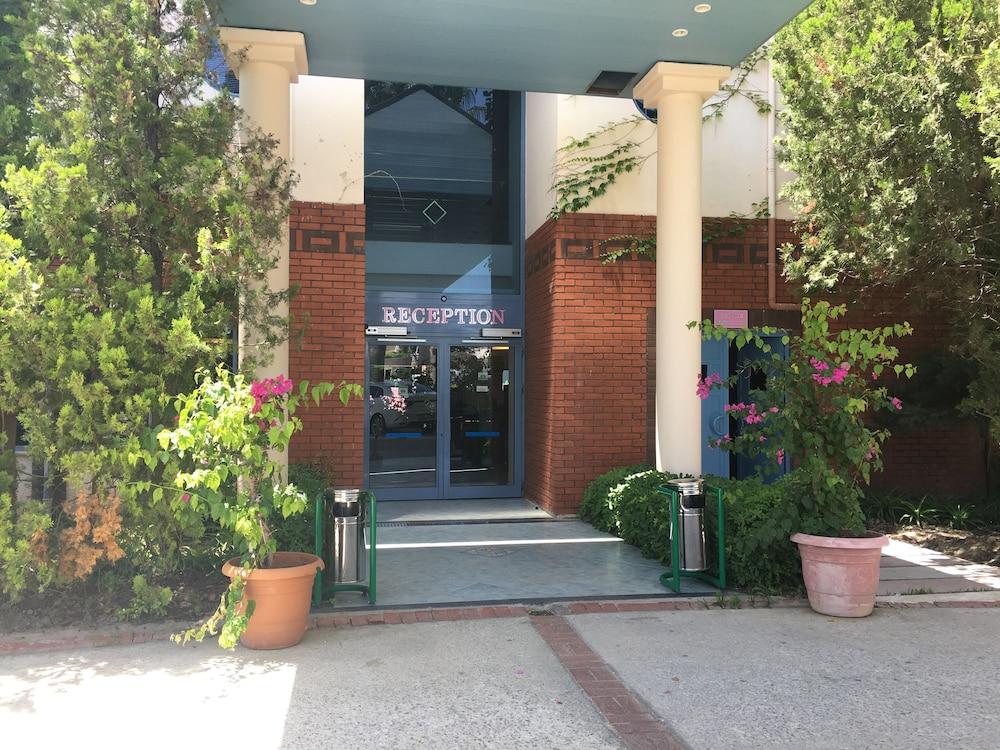 Resort The Grand Blue Sky International 4*