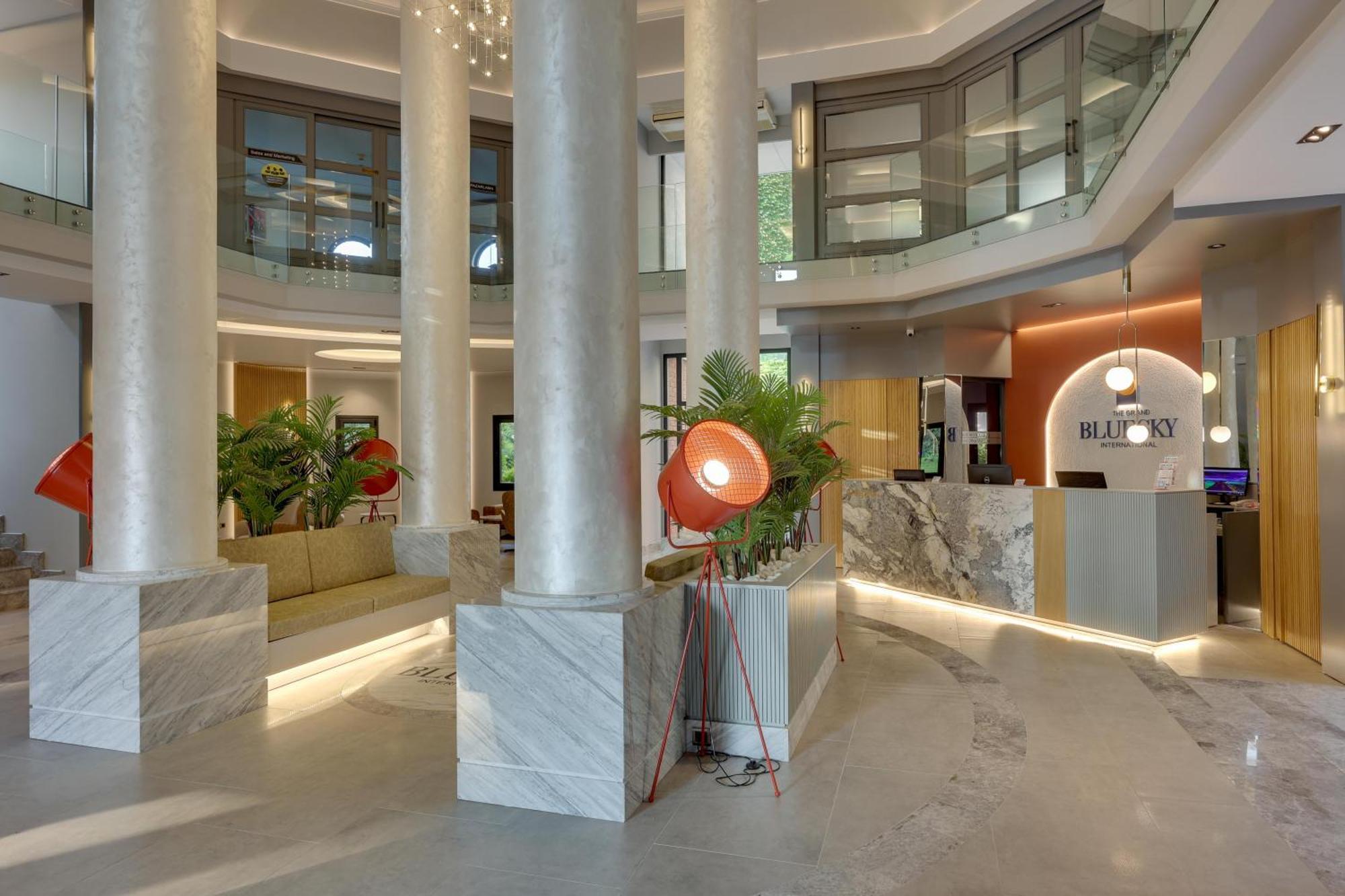 The Grand Blue Sky International 4* Kuşadası