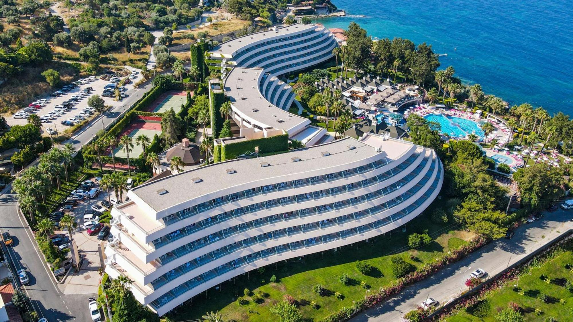Resort The Grand Blue Sky International 4*