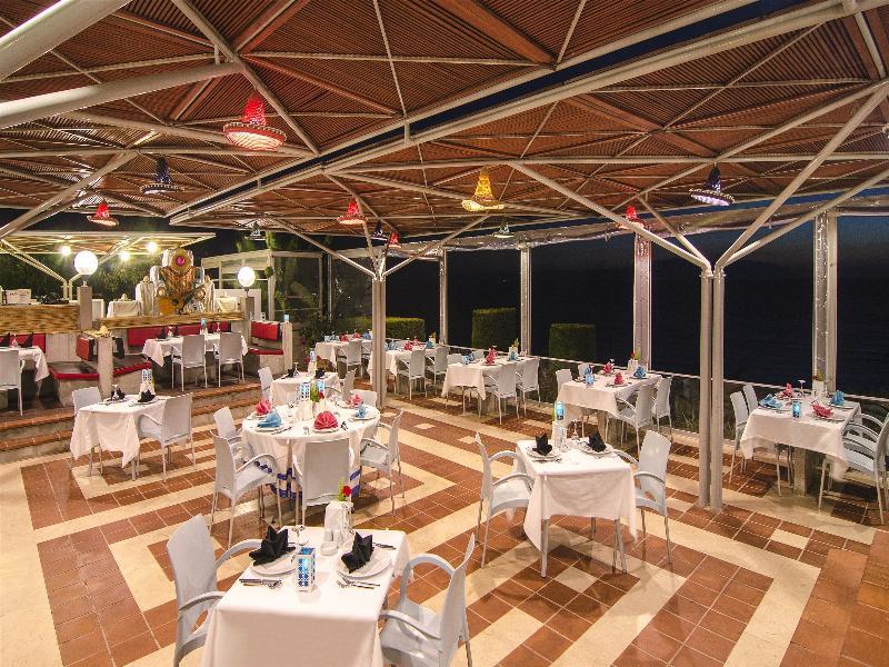 The Grand Blue Sky International 4* Kuşadası